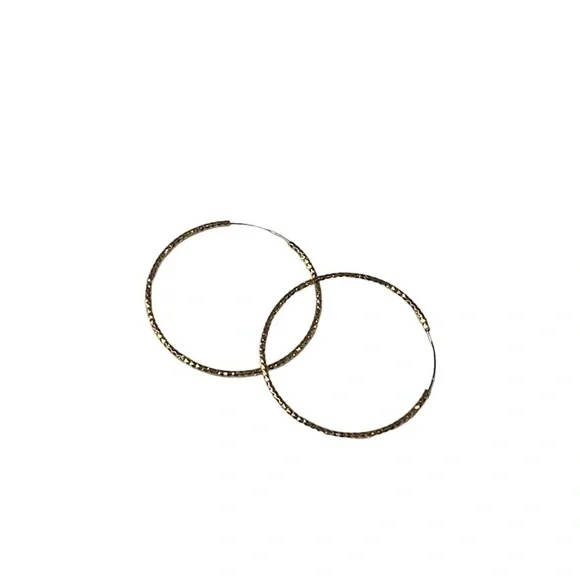 gold hoop set - Picture 3 of 5
